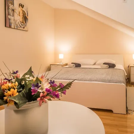 Daire Skadarlija Break *